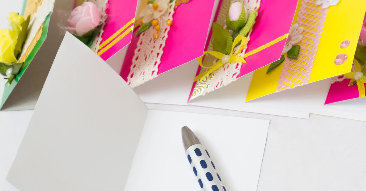 An image of greetings cards ready to be written.
